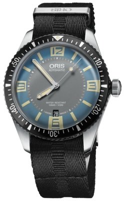 Buy this new Oris Divers Sixty-Five 40mm 01 733 7707 4065-07 5 20 26FC mens watch for the discount price of £1,190.00. UK Retailer.